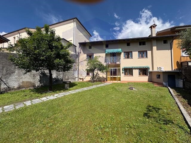 Casa Indipendente in Vendita a Budoia, 160'000€, 179 m², con Box