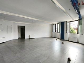 Appartamento in Vendita a Magenta, 340'000€, 200 m²