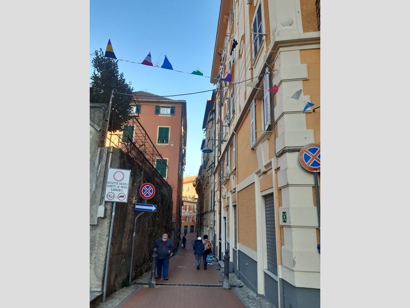 Quadrilocale in Vendita a Genova, zona Pontedecimo, 42'000€, 55 m²