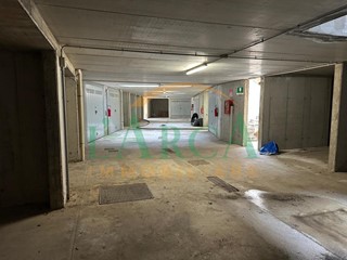 Box in Vendita a Sarnico, 23'000€, 18 m²