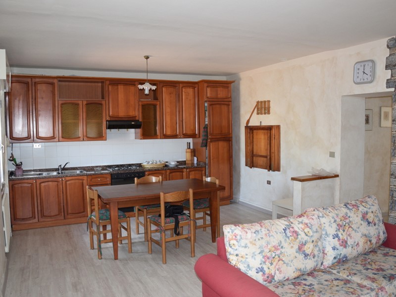 Appartamento in Vendita a Novafeltria, 88'000&euro;, 85 m², arredato, con Box