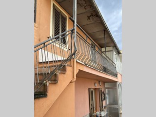 Appartamento in Vendita a Novafeltria, 88'000&euro;, 85 m², arredato, con Box