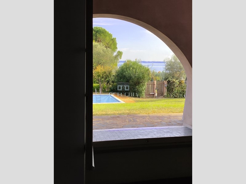 Casa Indipendente in Vendita a Moniga del Garda, 990'000€, 260 m²