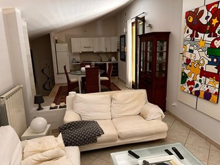 Appartamento in Vendita a San Miniato, zona San Miniato Basso, 270'000€, 162 m², con Box