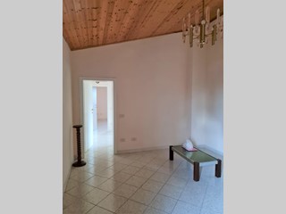 Quadrilocale in Affitto a Capannoli, zona San Pietro In Belvedere, 600€, 70 m², arredato