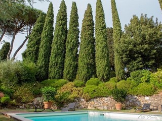 Villa in Vendita a Lucca, zona Pieve Santo Stefano, 1'950'000&euro;, 505 m², arredato