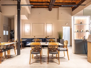 Immobile commerciale in Vendita a Torino, 420'000€, 350 m²