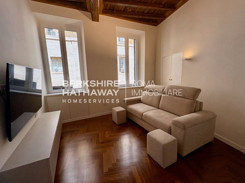 Trilocale in Affitto a Roma, 3'600€, 86 m²
