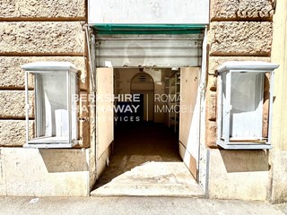 Immobile commerciale in Affitto a Roma, 3'000&euro;, 90 m²