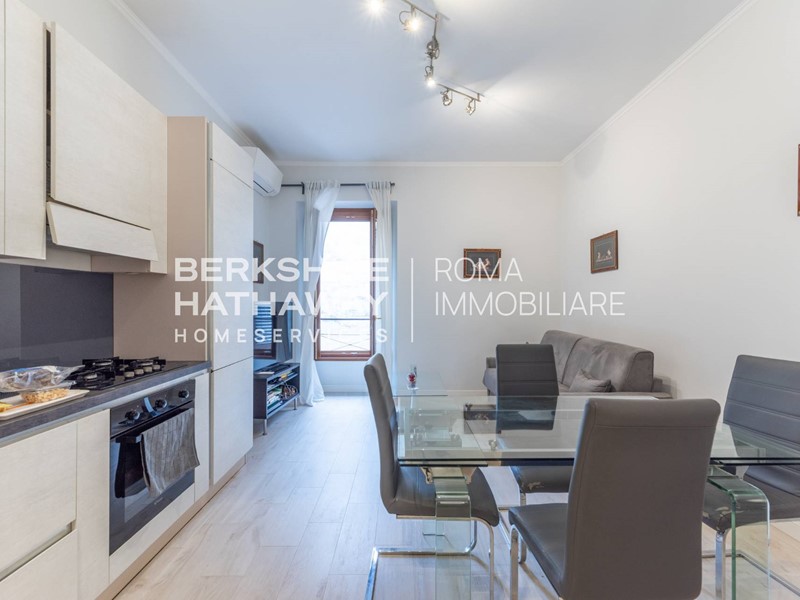 Bilocale in Vendita a Roma, 820'000&euro;, 75 m²