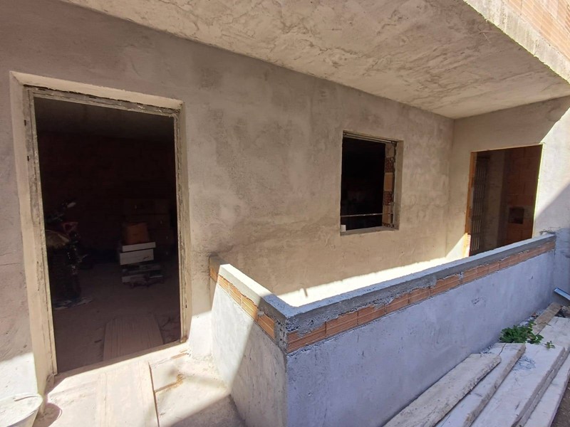 Casa Indipendente in Vendita a Casagiove, 140'000€, 200 m²