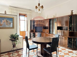 Appartamento in Vendita a Casoria, 159'000€, 145 m²