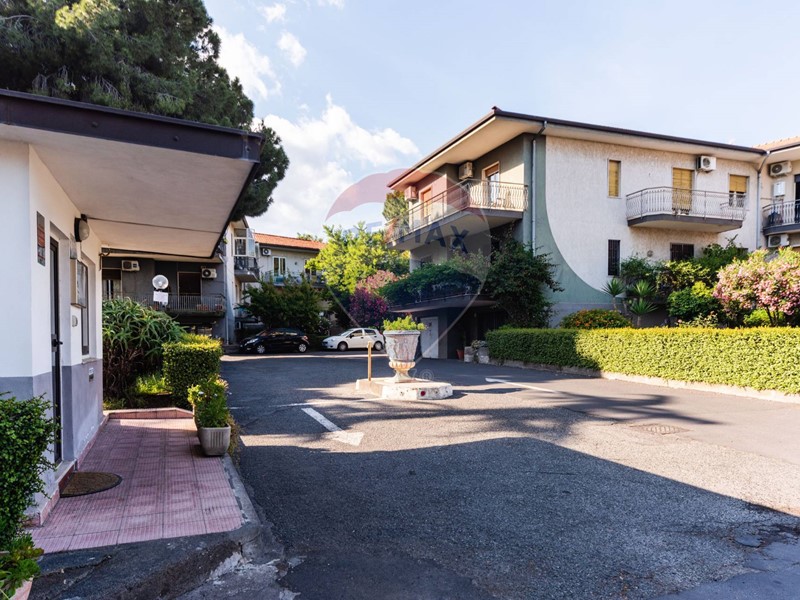Trilocale in Vendita a Catania, 157'000&euro;, 121 m²