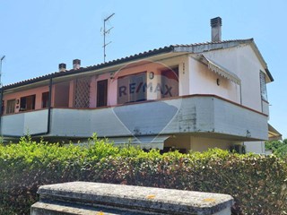 Trilocale in Vendita a Cerreto Guidi, 145'000€, 80 m²