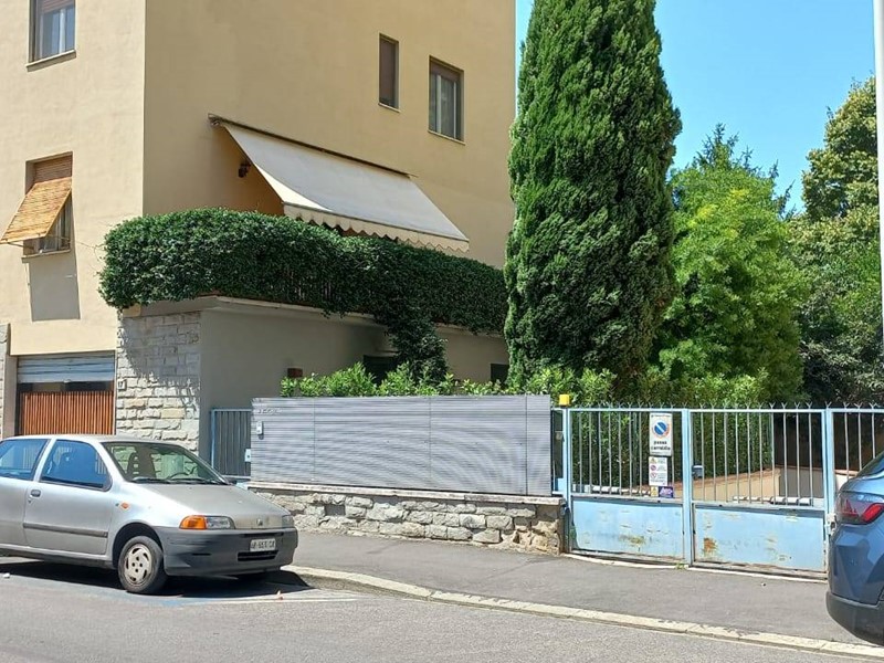 Magazzino in Vendita a Firenze, 42'000€, 40 m²