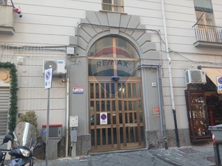 Box in Vendita a Napoli, 70'000€, 244 m²