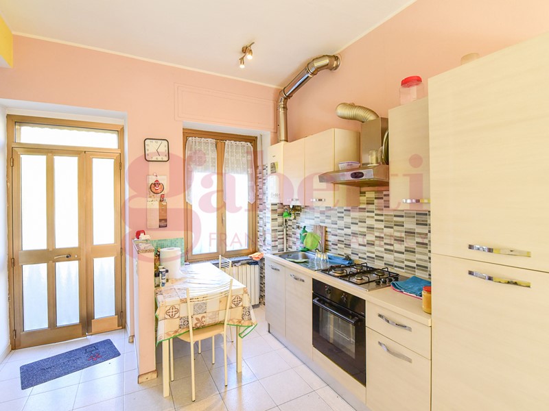 Bilocale in Vendita a Mariano Comense, 89'000€, 55 m²