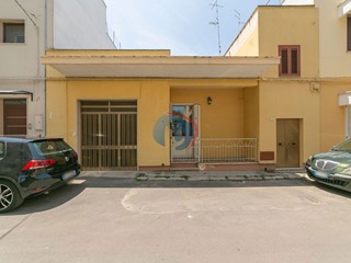 Casa Indipendente in Vendita a Galatone, 84'000€, 106 m²