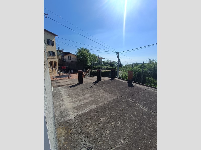 Casa Indipendente in Vendita a Varazze, zona Faie, 95'000€, 210 m²