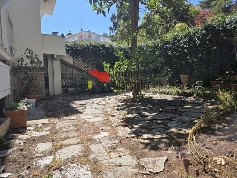 Quadrilocale in Vendita a Sanremo, 450'000€, 131 m²
