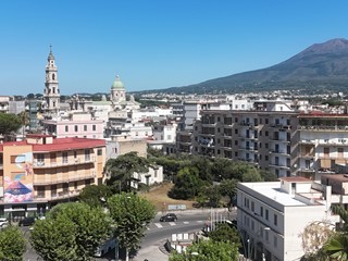 Appartamento in Vendita a Pompei, 1'200'000€, 335 m², con Box