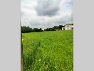 Terreno edificabile in Vendita a Pozzoleone, zona POZZOLEONE, 82'000&euro;, 1829 m²