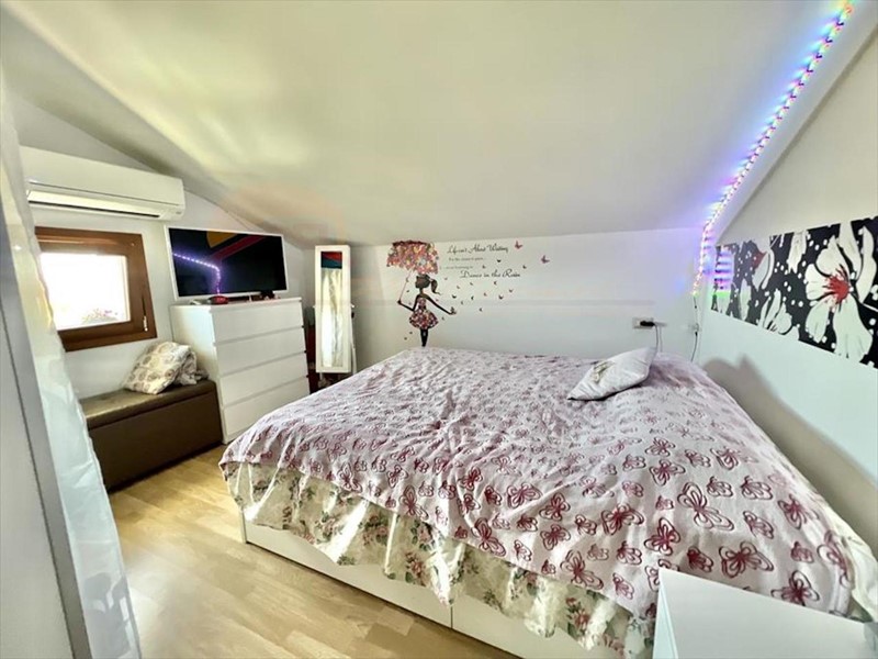 Villa in Vendita a Melilli, zona CittÃ  Giardino, 278'000€, 200 m², con Box