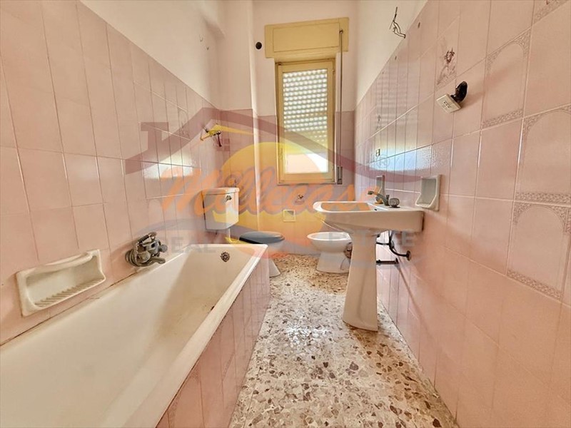 Bilocale in Vendita a Siracusa, zona Grottasanta - Tunisi, 55'000&euro;, 70 m²