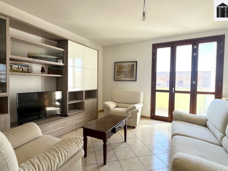 Quadrilocale in Vendita a Santa Croce sull'Arno, 145'000€, 116 m²