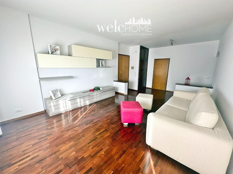 Quadrilocale in Vendita a Signa, zona Colli Alti - Indicatore, 250'000€, 95 m², con Box