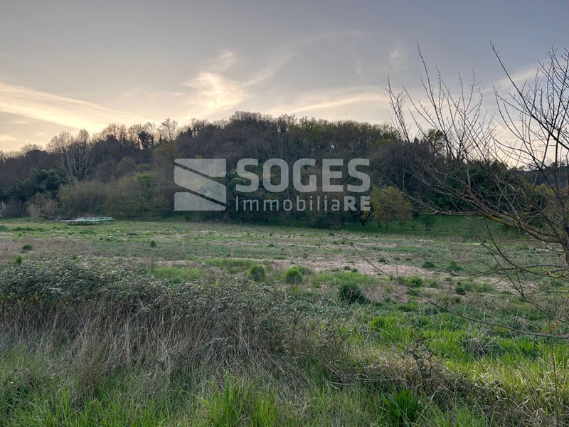 Terreno edificabile in Vendita a Figline e Incisa Valdarno, 110'000€, 300 m²