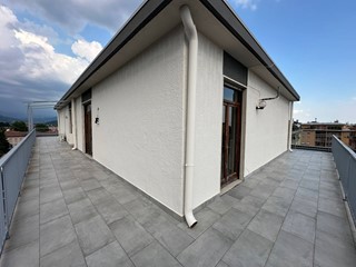 Attico in Vendita a Torre Boldone, 159'000€, 80 m²