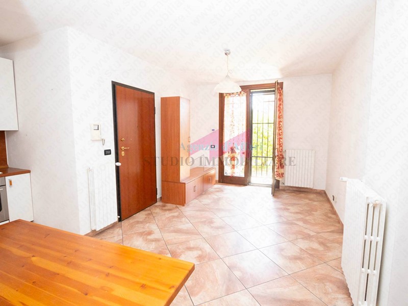 Trilocale in Vendita a Ostiglia, 106'000&euro;, 75 m²