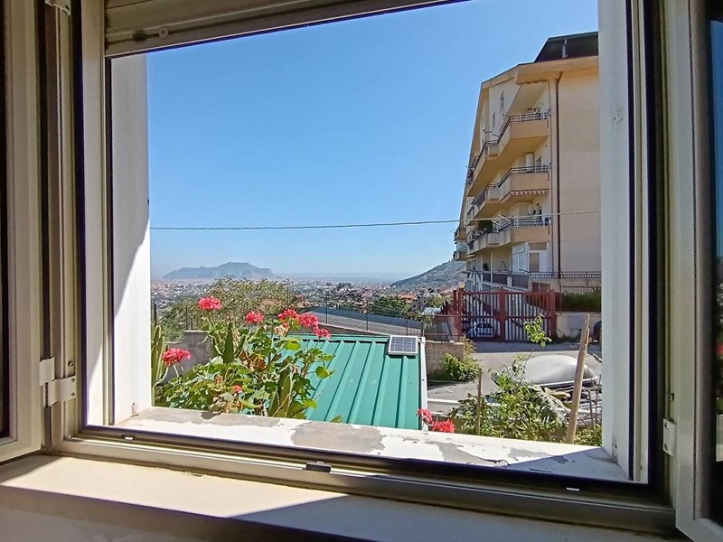 Trilocale in Vendita a Monreale, 105'000€, 90 m²