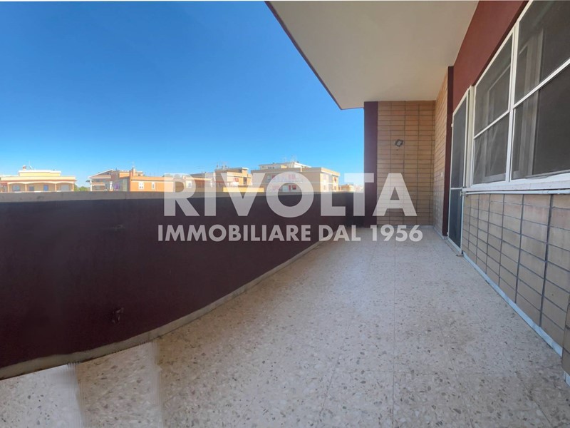 Trilocale in Vendita a Fiumicino, 190'000&euro;, 80 m²