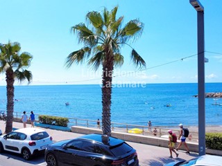 Bilocale in Vendita a Santo Stefano al Mare, 298'000€, 48 m²