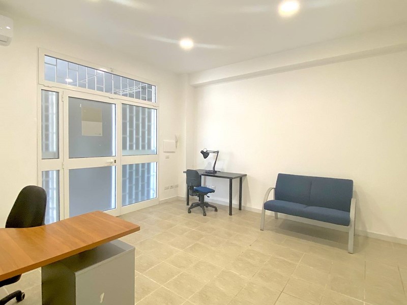 Ufficio in Vendita a Roma, 45'000€, 25 m²