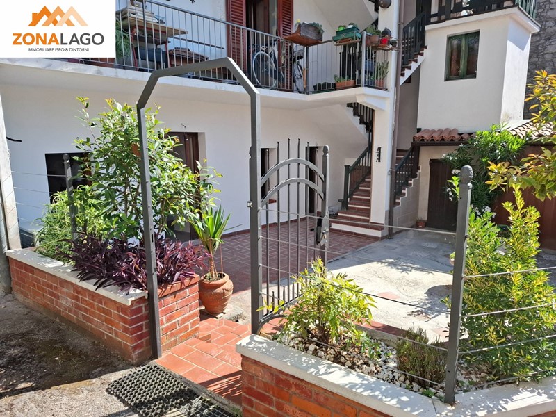 Bilocale in Vendita a Marone, 112'000€, 85 m²