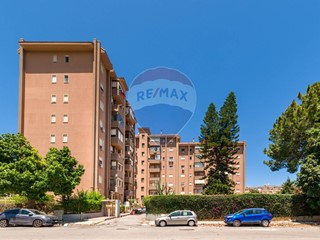 Quadrilocale in Vendita a Palermo, 170'000€, 133 m²