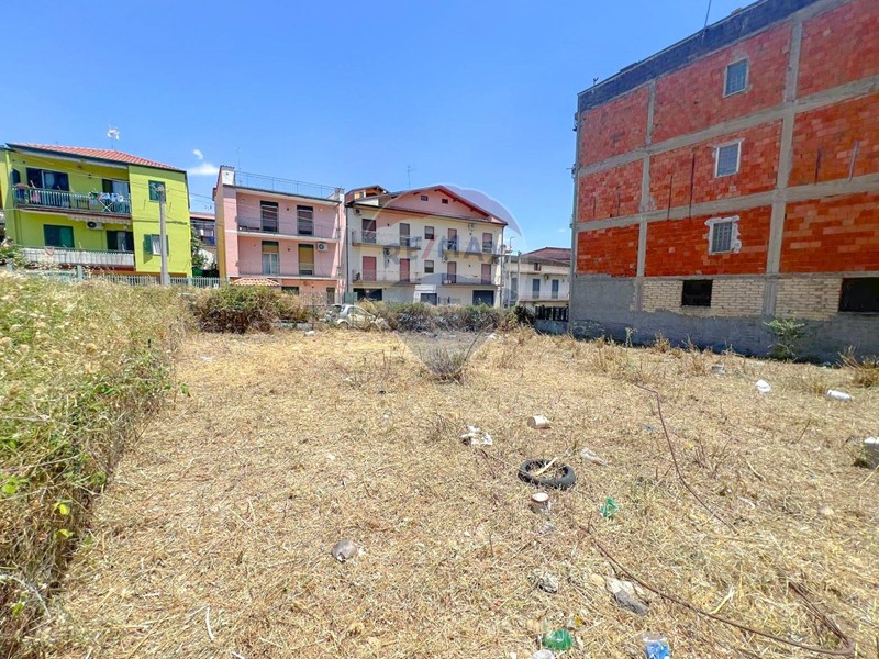 Terreno edificabile in Vendita a Catania, 87'000€, 724 m²