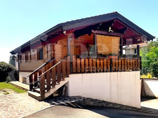 Villa in Vendita a Avezzano, 165'000€, 64 m²