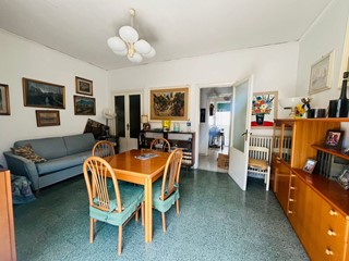 Trilocale in Vendita a Napoli, 275'000€, 85 m²