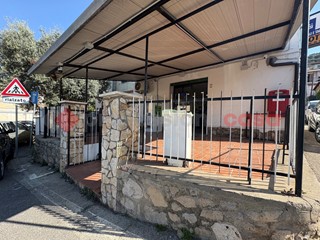 Attività commerciale in Vendita a Terracina, 175'000€, 45 m²