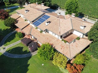 Villa bifamiliare in Vendita a Cazzago San Martino, 490'000€, 250 m²