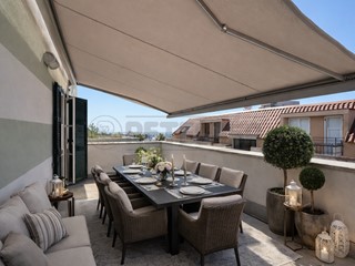 Quadrilocale in Vendita a Loano, 450'000&euro;, 70 m², arredato, con Box