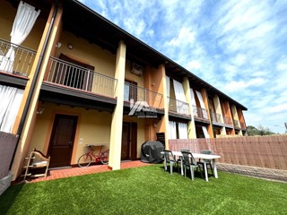 Casa Semi Indipendente in Vendita a Provaglio d'Iseo, 280'000€, 157 m², con Box