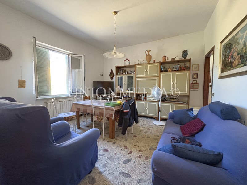 Casa Indipendente in Vendita a Castelnuovo Magra, 380'000€, 150 m²