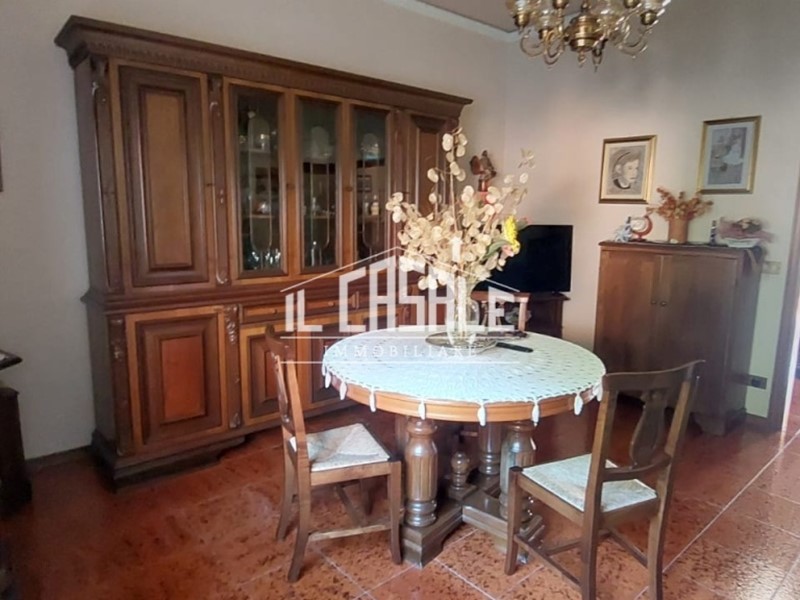 Quadrilocale in Vendita a Dicomano, 145'000€, 100 m², con Box
