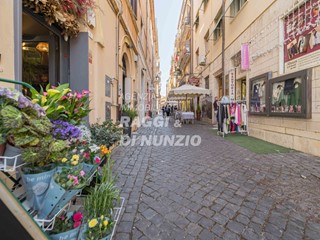 Appartamento in Vendita a Frascati, 290'000€, 115 m²