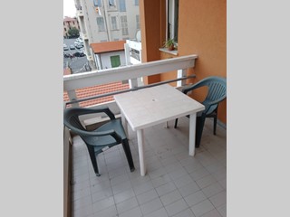 Trilocale in Affitto a Bordighera, 1'100€, 88 m²